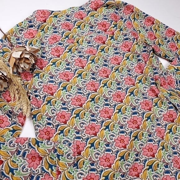 TALBOTS Cream Pink Tan Floral Print Casual Button Down Top Sz M - Picture 9 of 13